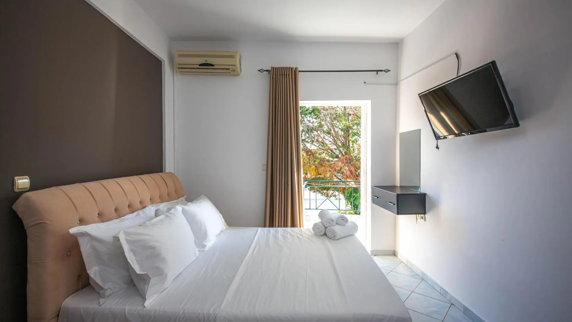Noemi'S Hotel Ksamil