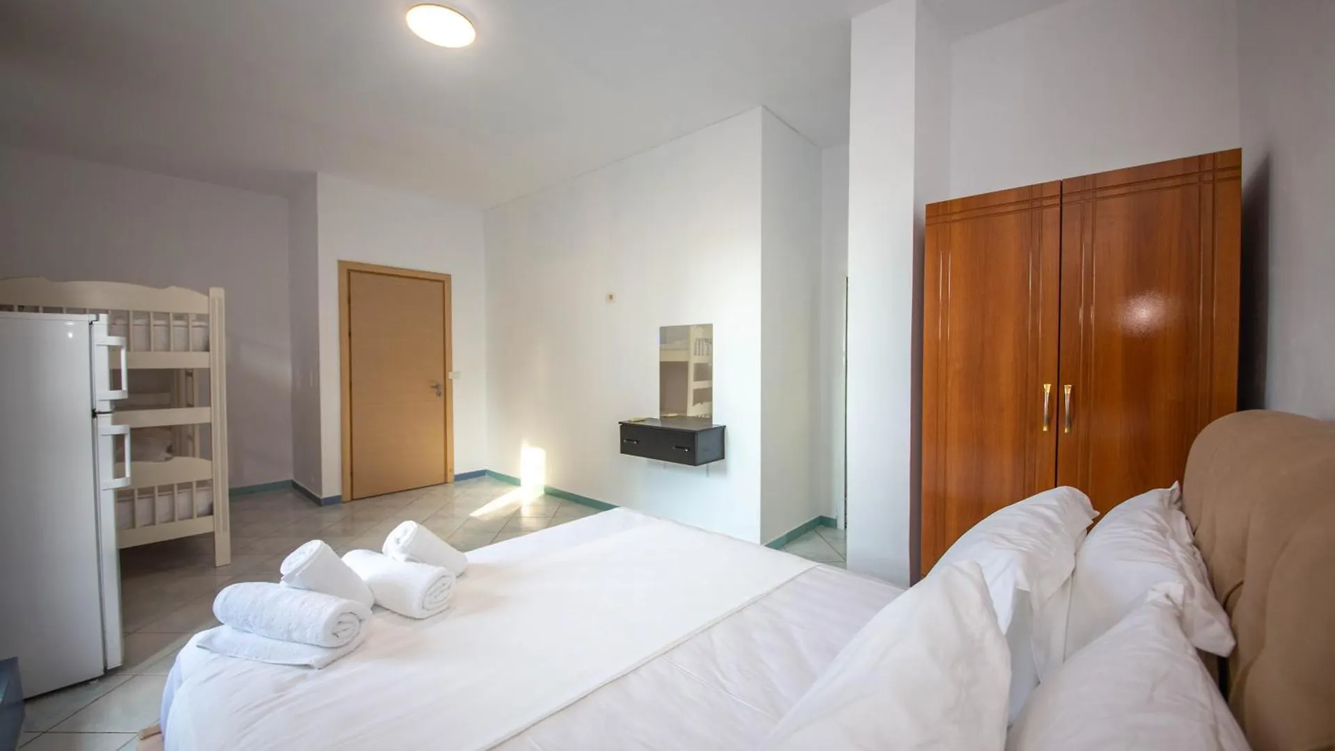 Noemi'S Hotel Ksamil Albania